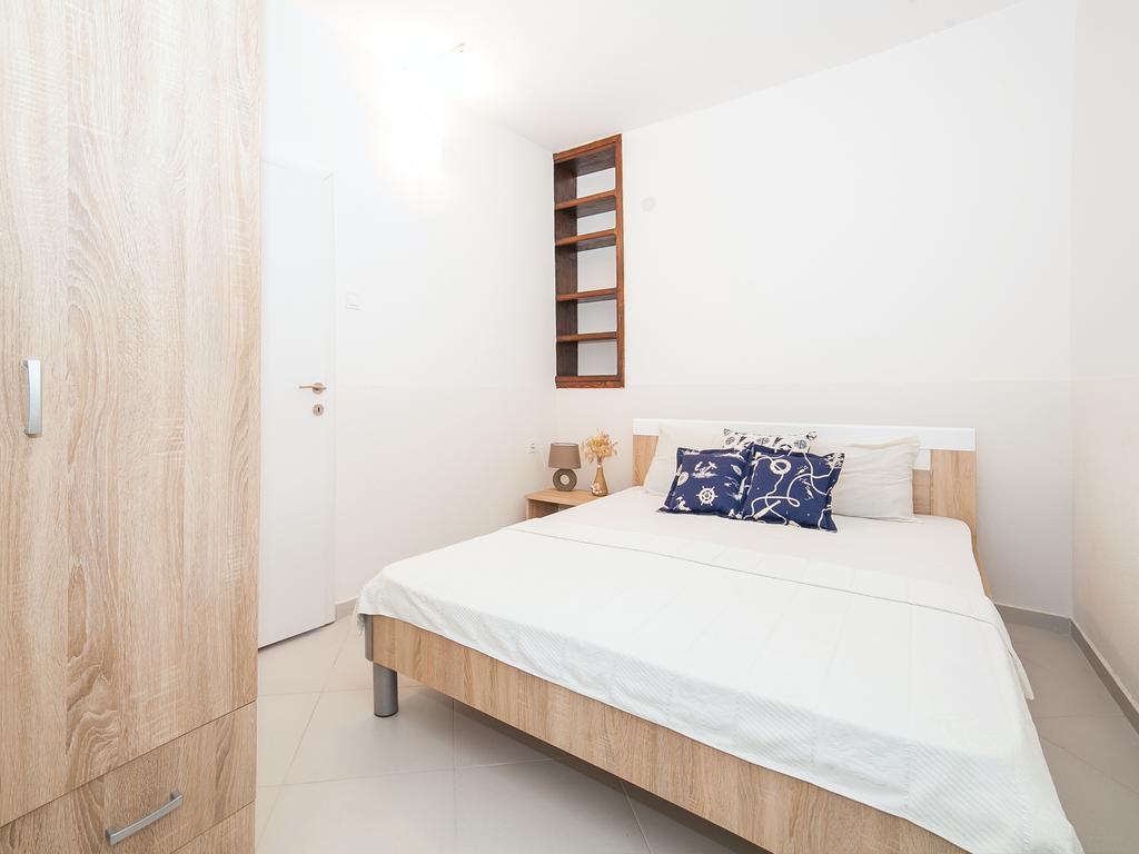 Apartments Elena Tivat Exterior foto